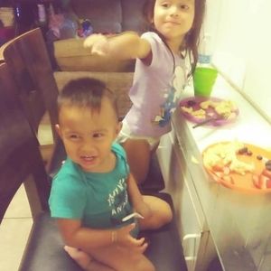 Meet your Posher, Iris